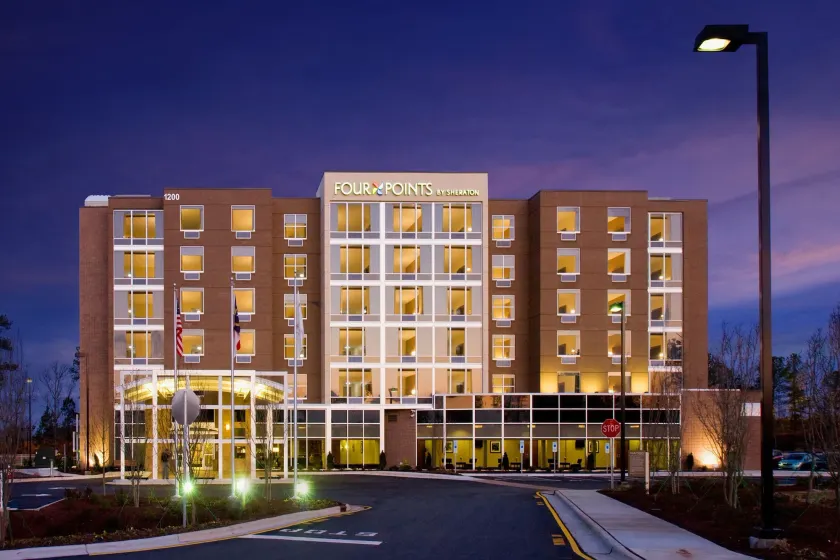 Four Points by Sheraton Raleigh Durham Airport - Image 1