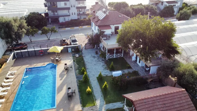 Tas Konak Butik Otel Bungalov - Image 1