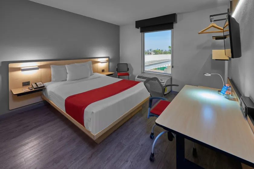 City Express by Marriott Irapuato - Image 1