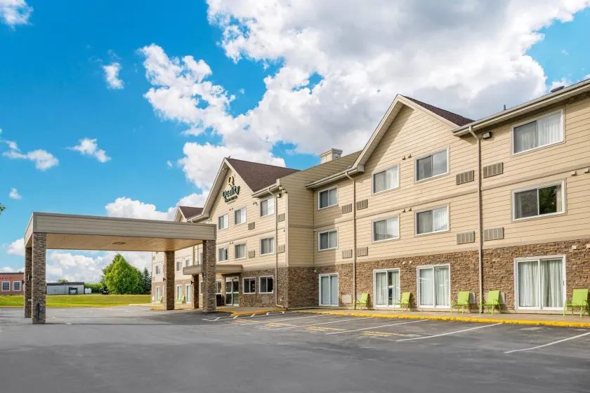 Quality Inn & Suites - Image 1