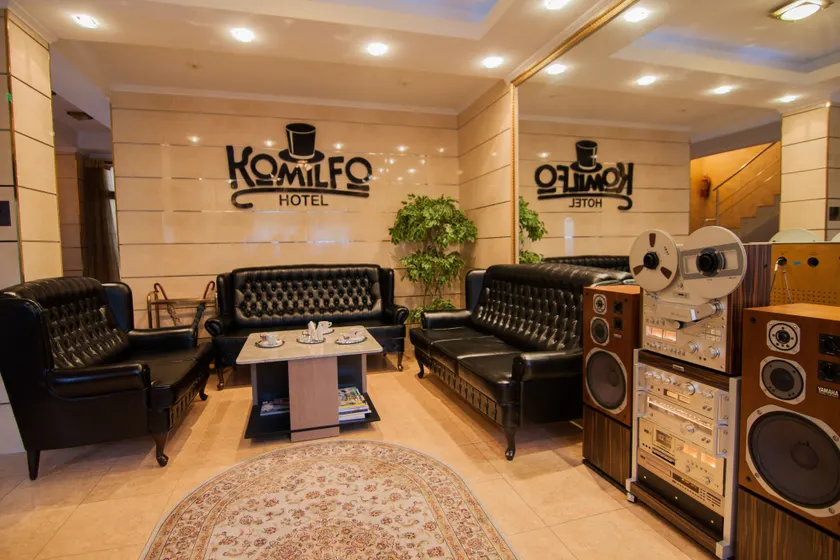 Komilfo Hotel - Image 1