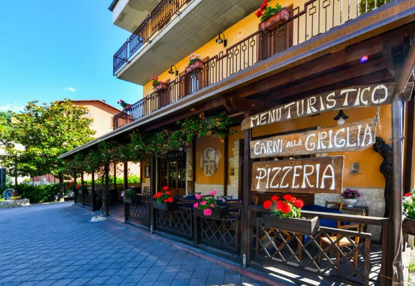 Hotel Cascia Ristorante - Image 1