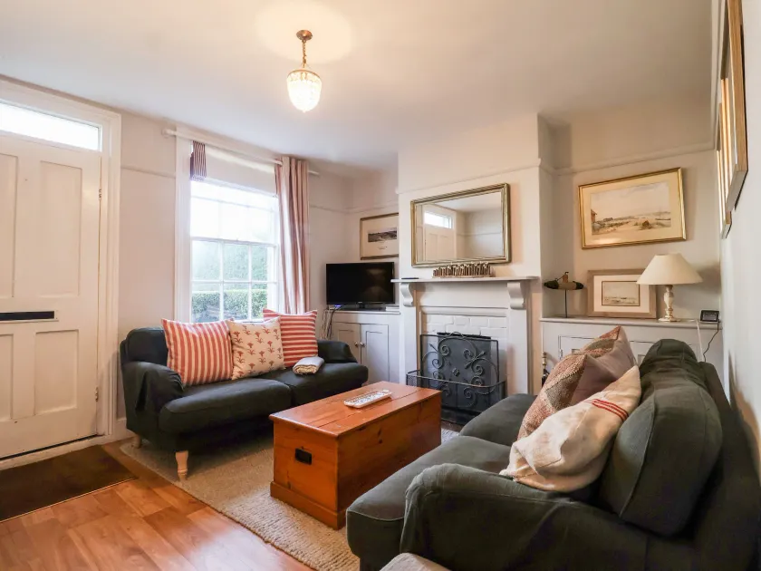 3 Albion Cottages - Image 1
