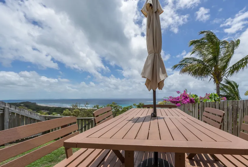 Pandanus Palms Ocean View Holiday Resort on Point Lookout - Image 1