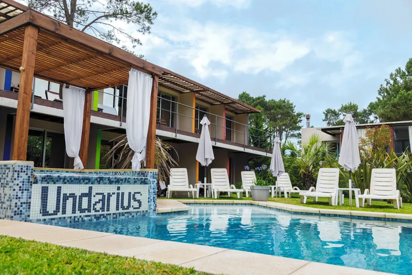 Undarius Hotel (exclusively gay men) - Image 1