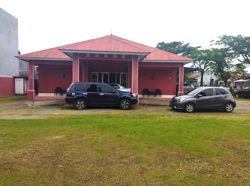 Hotel O Wisma Phinisi Syariah Near Mall of Pinrang Sejahtera - Image 1