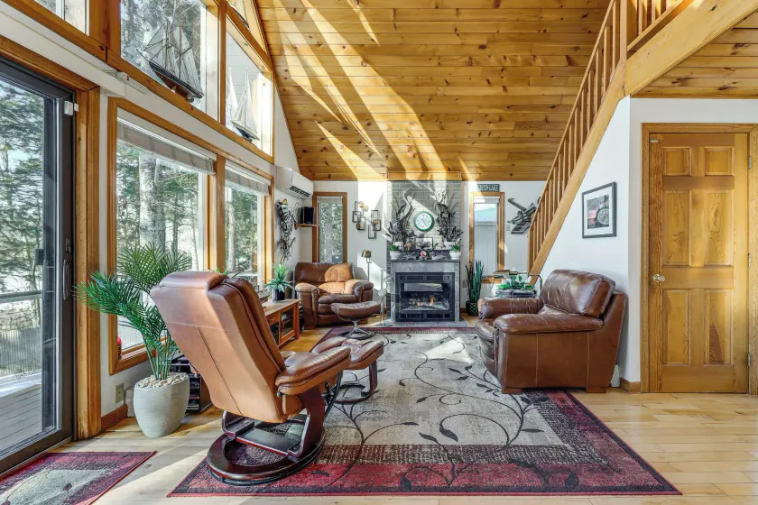Gateway to Acadia! Green Lake Home w/ Hot Tub - Image 1