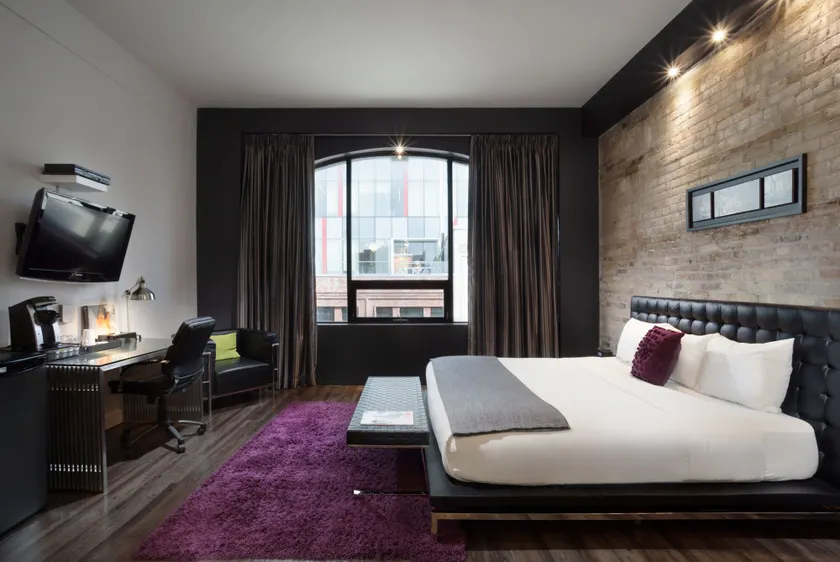Hotel Metro - Image 1