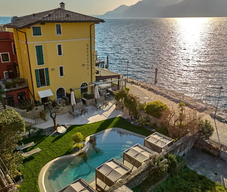 Lake Front Hotel Brenzone - Image 1