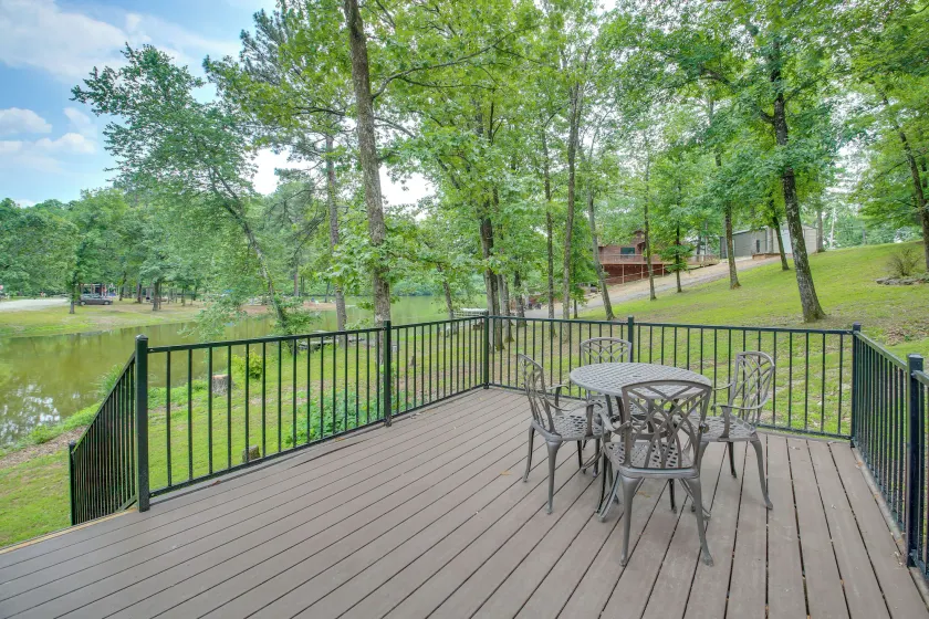 Lakefront Arkansas Home w/ Dock & Sunroom - Image 1