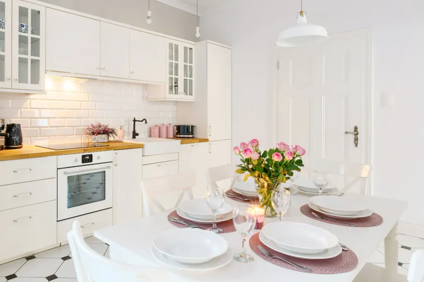 Apartament Nowe Miasto - przy Parku Róż - Image 1