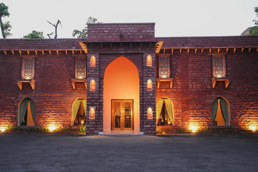 Ranbanka Palace - Image 1