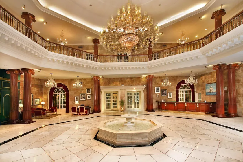 ITC Windsor, a Luxury Collection Hotel, Bengaluru - Lobby
