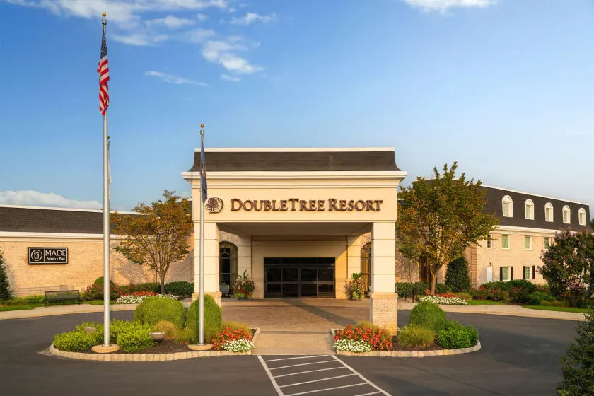 DoubleTree Resort by Hilton Lancaster - Image 1