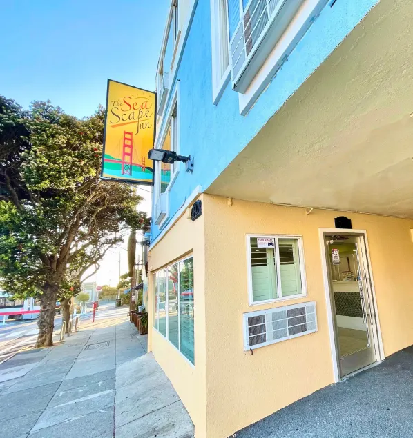 The SeaScape Inn - Image 1