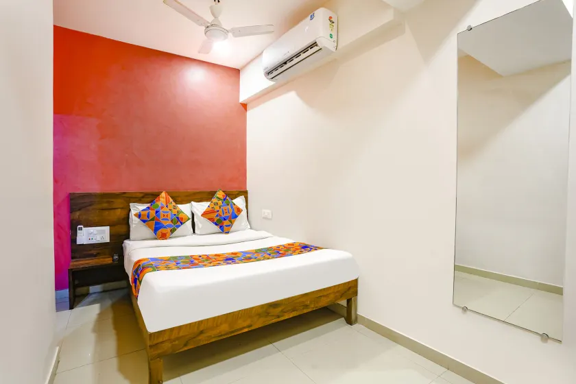Fabhotel Royal Paradise - Image 1