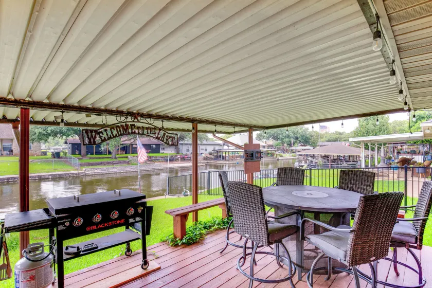 Home on Lake Granbury w/ Hot Tub: 5 Mi to Dtwn! - Image 1