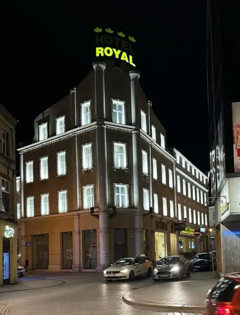 Hotel Royal - Image 1