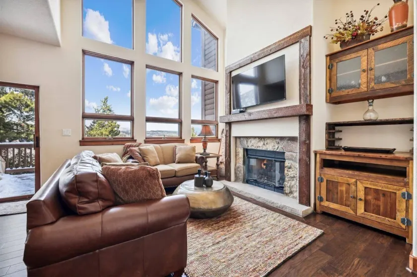 Pet-Friendly 4 Bedroom Townhome In Frisco - Short Drive To Breck! - Image 1