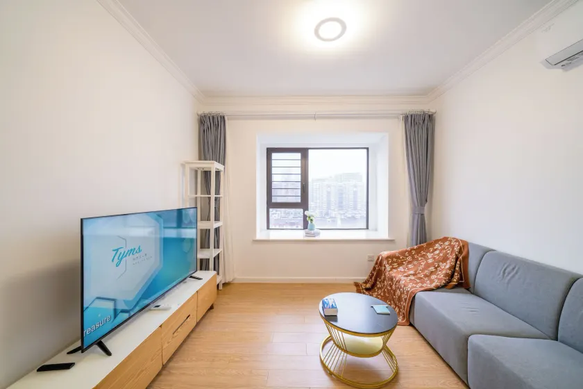 Tyms 1BR 1BA Apartment in Gubei  - Image 1