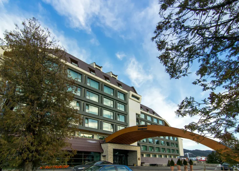 Hotel Orizont - Image 1