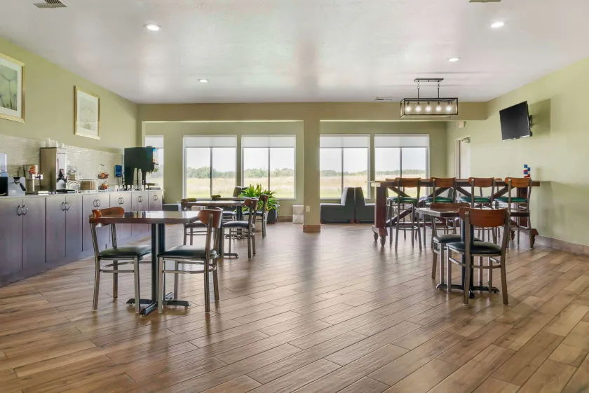 Best Western Clare Hotel - Image 1