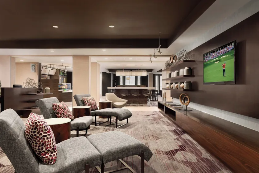 Courtyard by Marriott Topeka - Image 1
