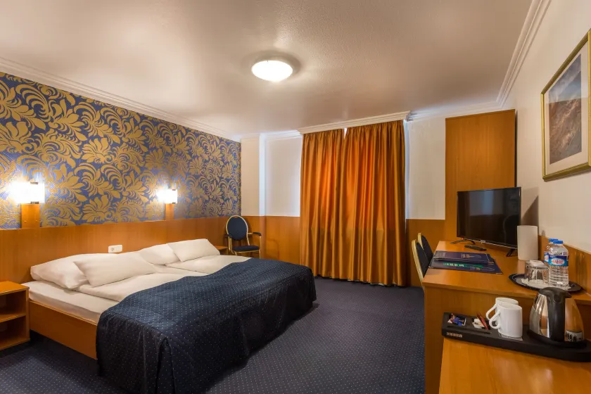 Hotel ATLANTA Darmstadt - Image 1