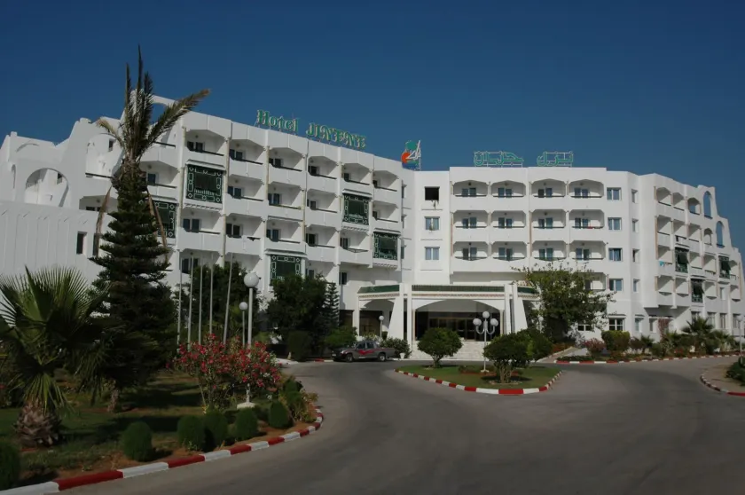 Hôtel Jinene - Image 1