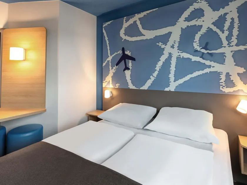 B&B HOTEL Frankfurt-Hahn Airport - Image 1