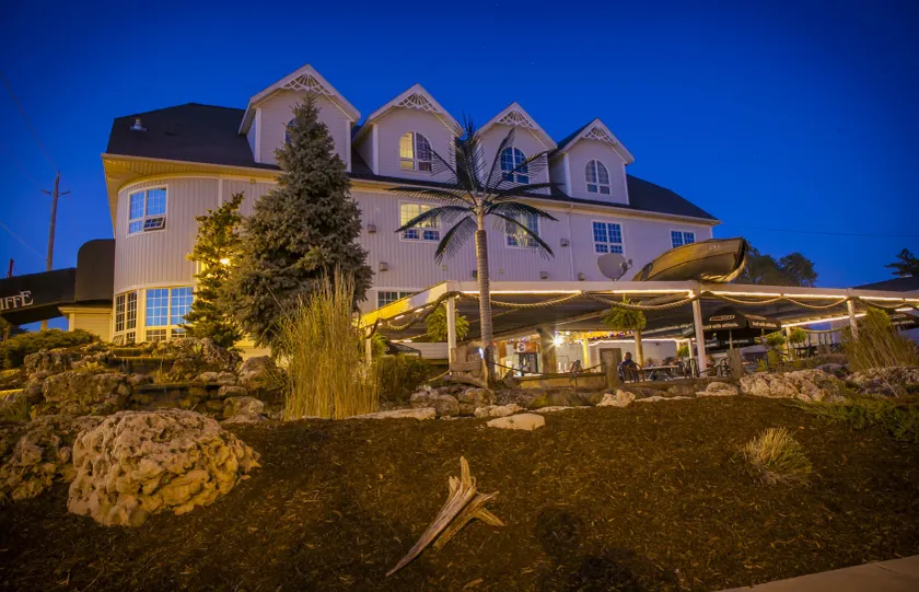 Seacliffe Inn - Image 1
