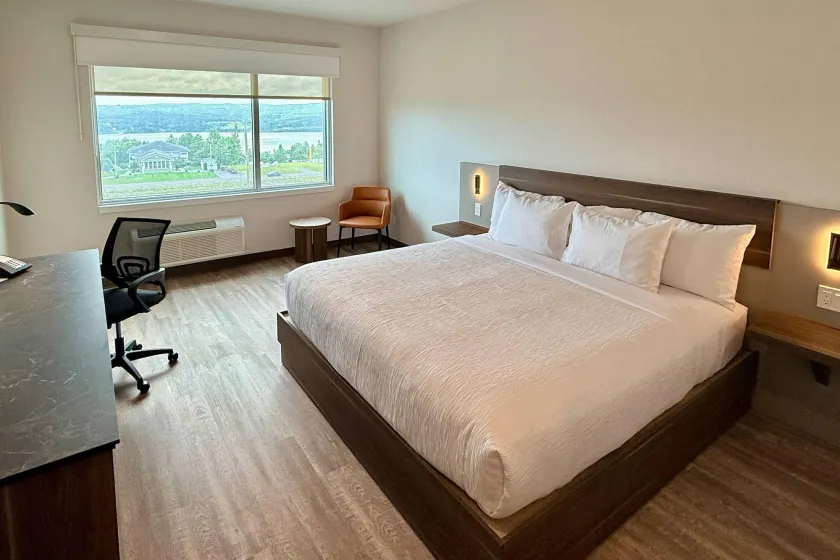 Quality Inn & Suites Temiscouata-sur-le-Lac - Image 1