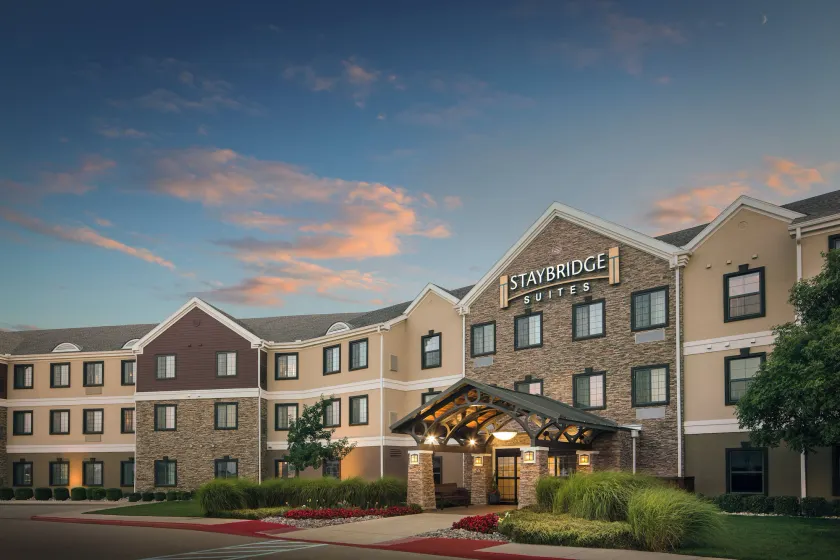 Staybridge Suites West Fort Worth by IHG - Image 1