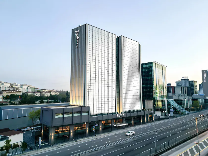 Radisson Hotel Istanbul Merter - Image 1