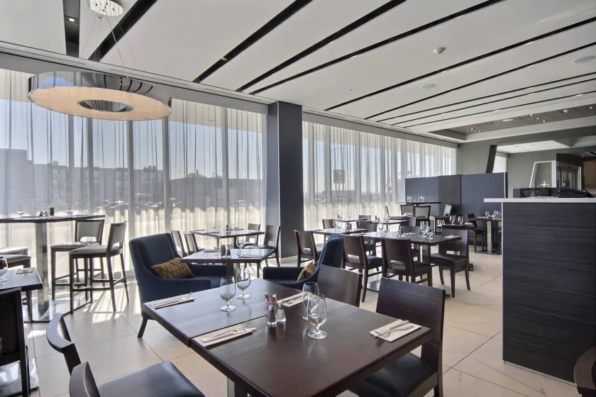 Courtyard by Marriott Quebec City - Image 1