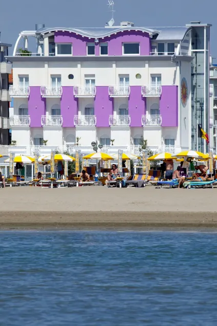 Hotel Lux - Image 1