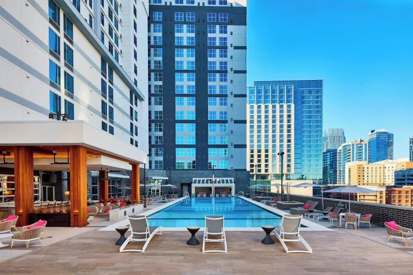 SpringHill Suites by Marriott Nashville Downtown/Convention Center - Image 1