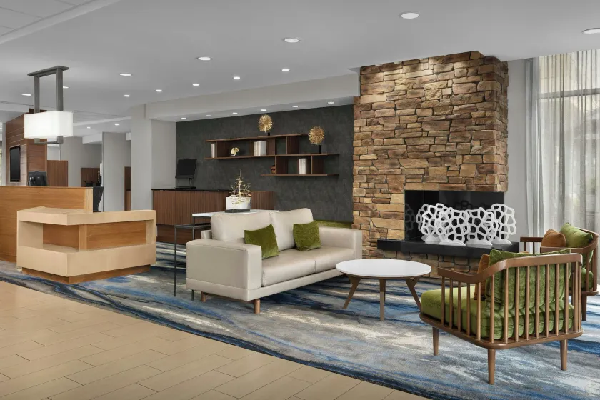 Fairfield Inn & Suites by Marriott Fayetteville North - Image 1