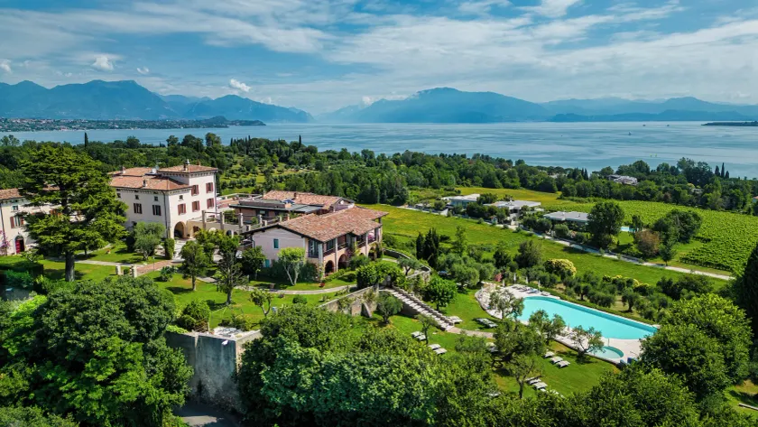 Castello Belvedere Apartments - Image 1
