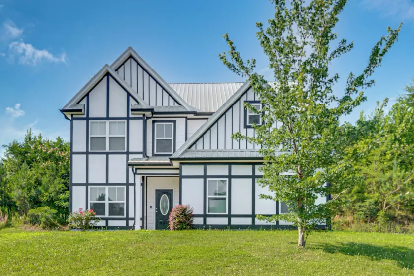 Family-friendly Newnan Home w/ Patio & Yard - Image 1