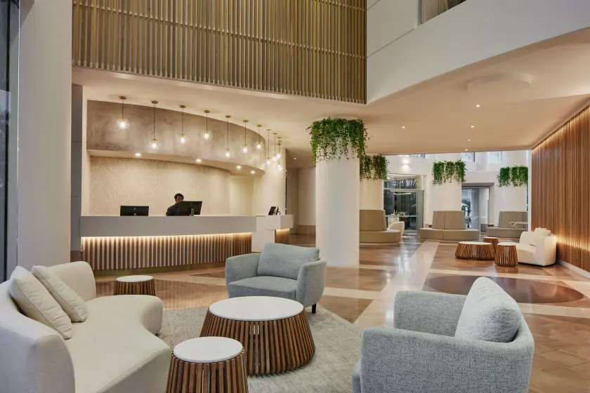 Crowne Plaza Surfers Paradise by IHG - Reception