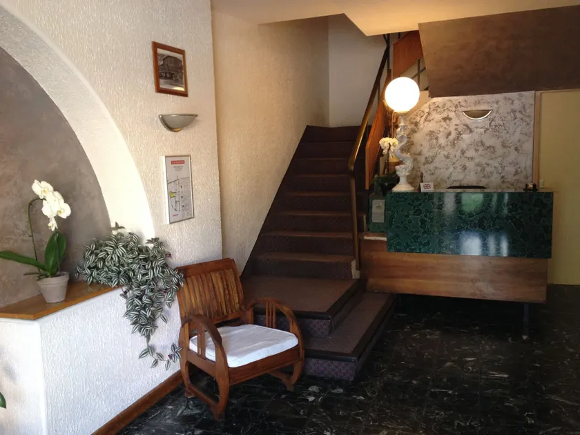Hôtel Des Alliés - Image 1