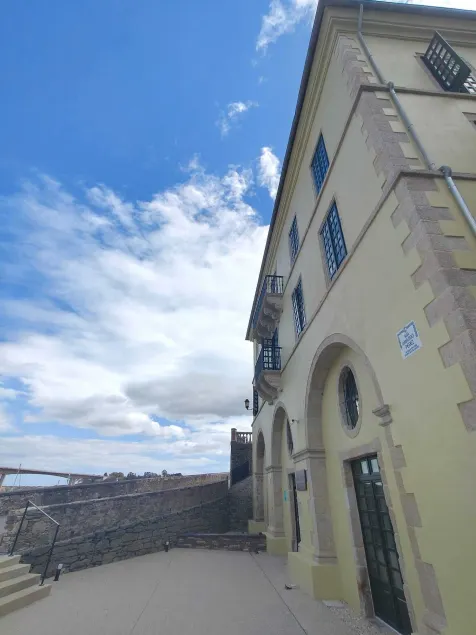 U-Hotel Aduana Ribadeo - Image 1