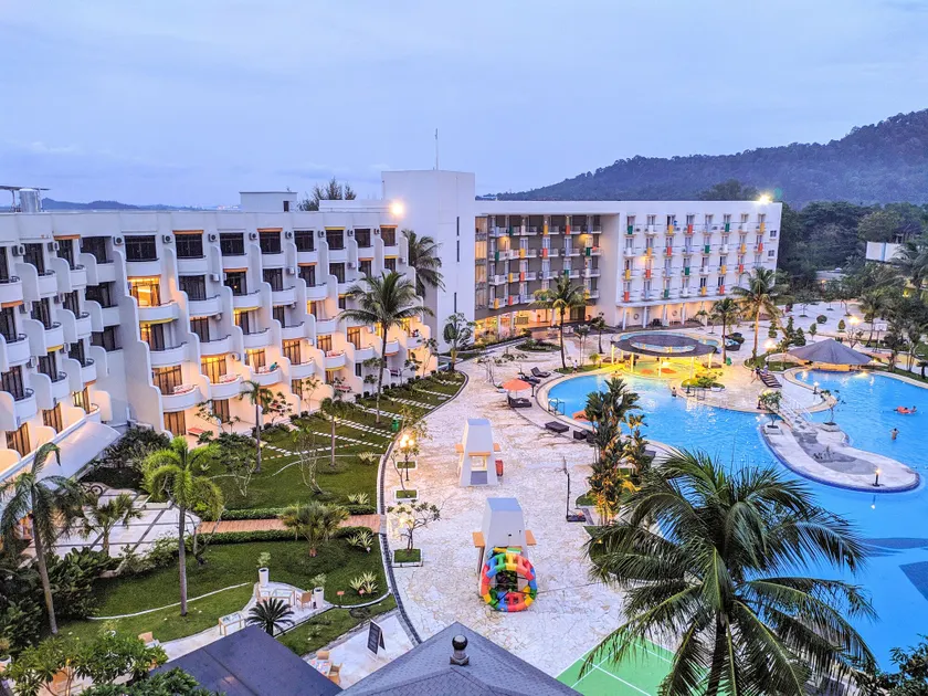 HARRIS Resort Batam Waterfront - Image 1