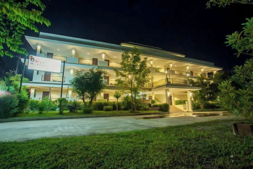 IM BOUTIQUE HOTEL - Image 1