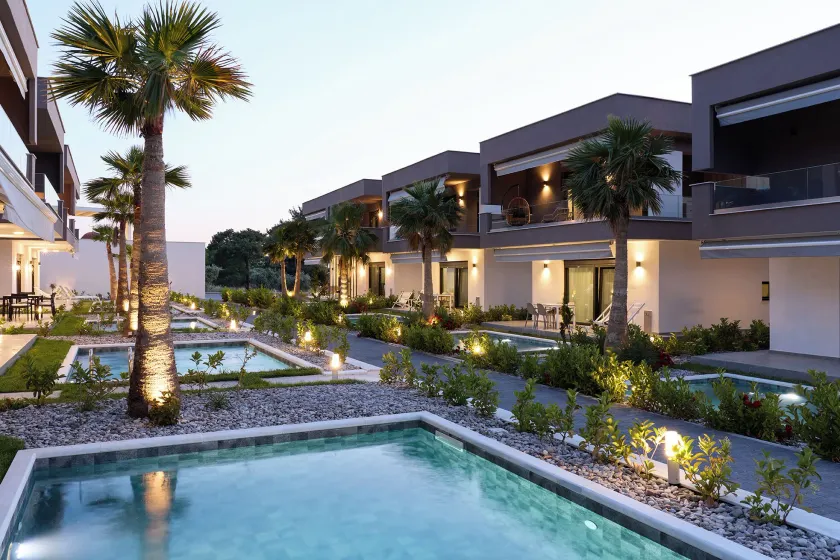 Emerald Island Residential Complex - Image 1