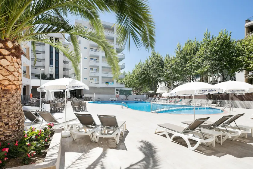 Hotel Best Da Vinci - Image 1