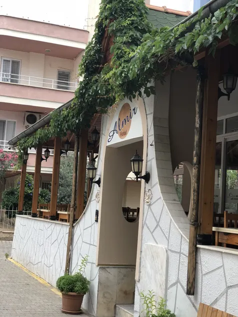 Almir Hotel - Image 1