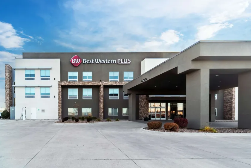 Best Western Plus Ogallala Inn - Image 1