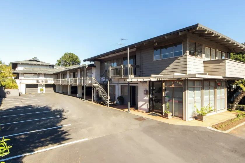 Epsom Motel - Image 1